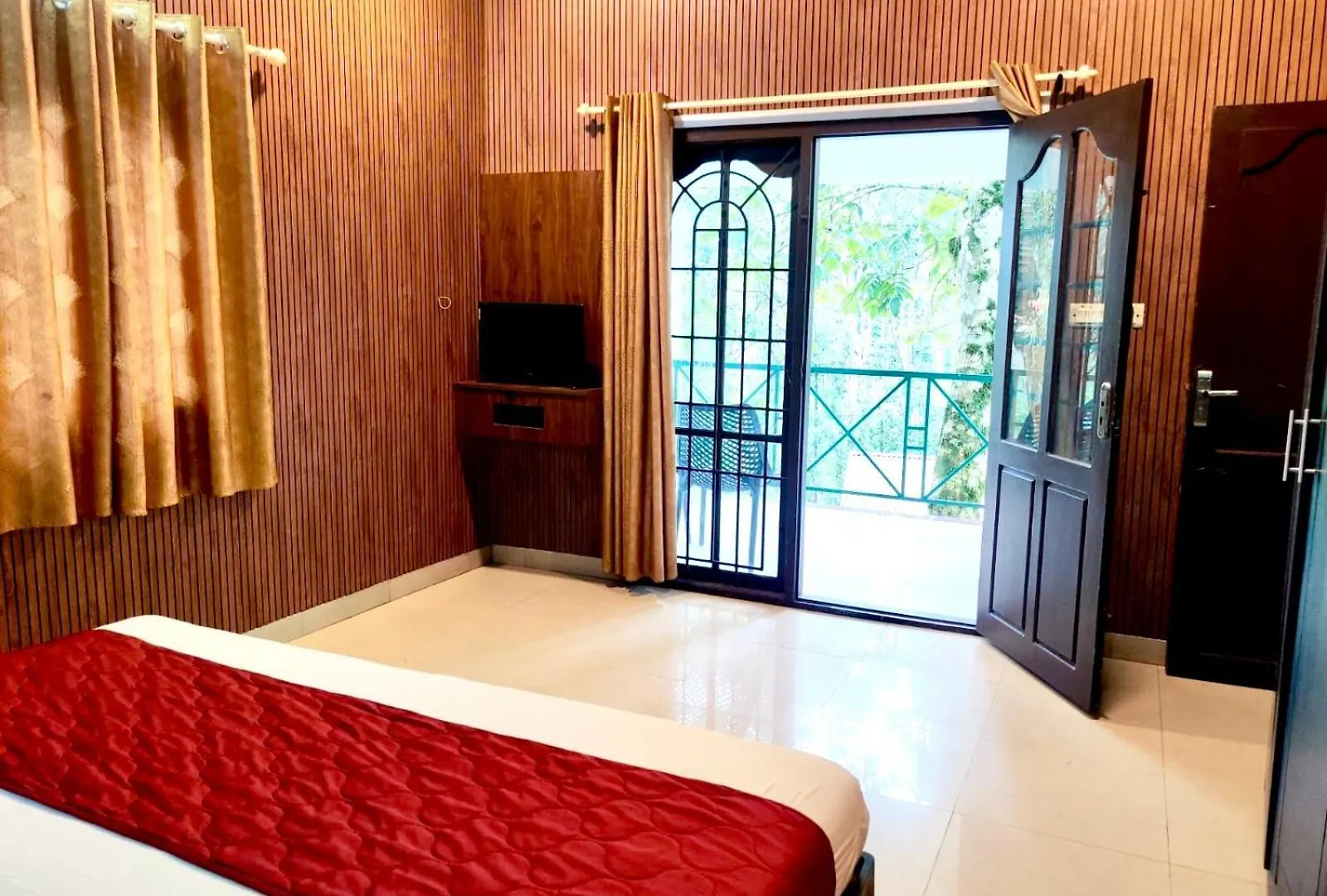 Ayur Mount Resort & Spa Munnar
