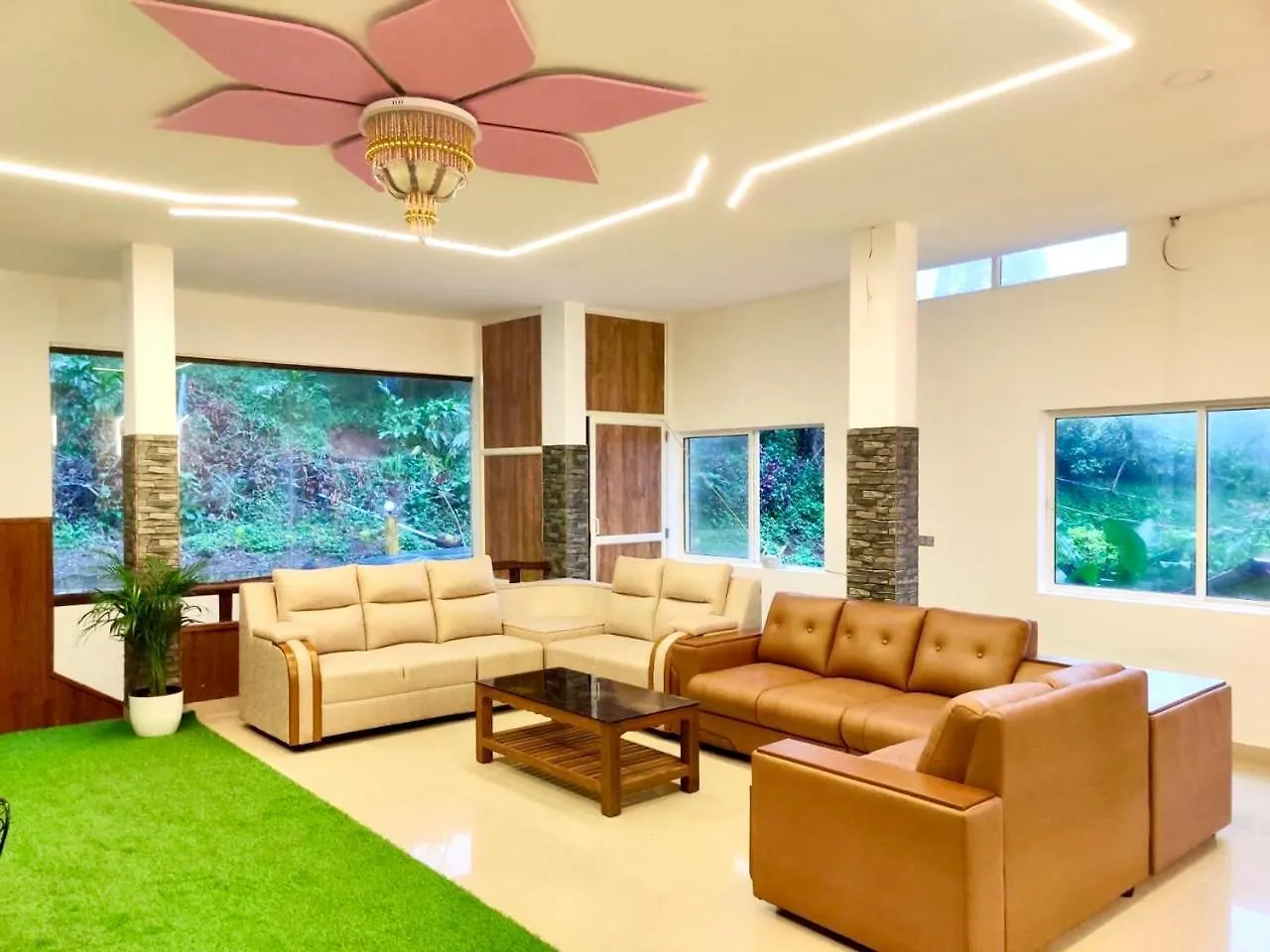 Ayur Mount Resort & Spa Munnar